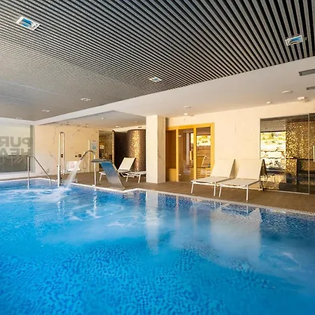 The Golden Oasis Penthouse Apartamento